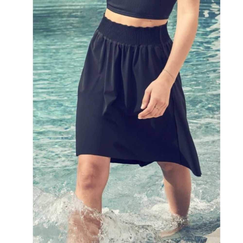 Athleta Black Mini Skirt with Smocked Waist